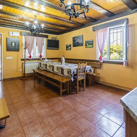 Valle De Juarros Apartment San Adrian de Juarros
